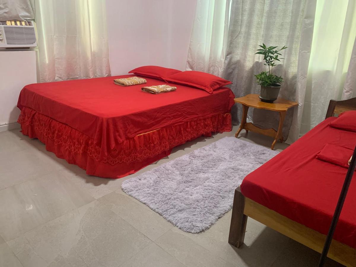 Soul Travellers Dagatan Castle Hotel Badian Buitenkant foto