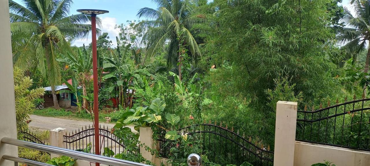 Soul Travellers Dagatan Castle Hotel Badian Buitenkant foto